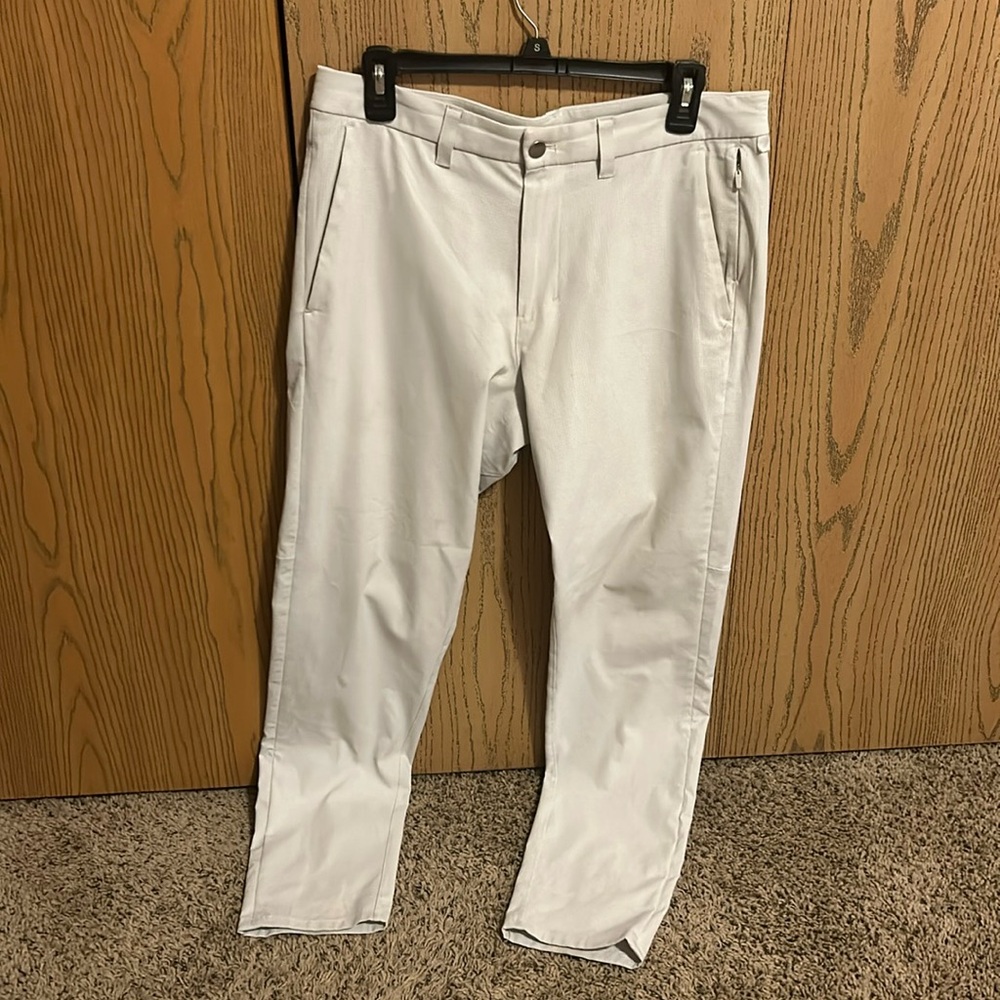 White Size 32 Lululemon abc pants,